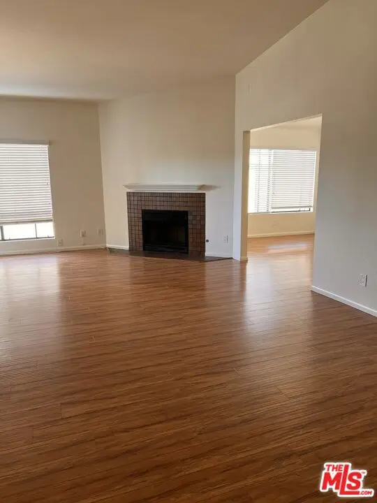 11910 Weddington Street #306, Valley Village, CA 91607 - #2