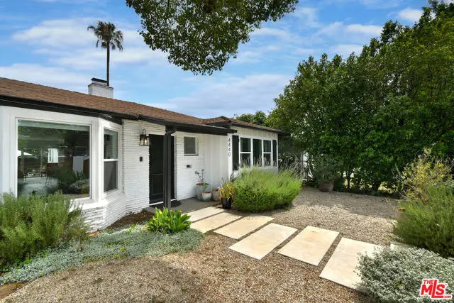 4440 Irvine Avenue, North Hollywood, CA 91602 - #2