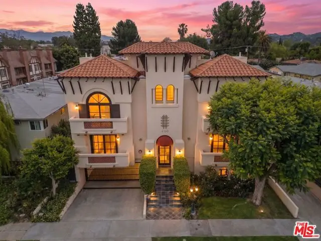 4360 Ventura Canyon Avenue #7, Sherman Oaks, CA 91423 - #1