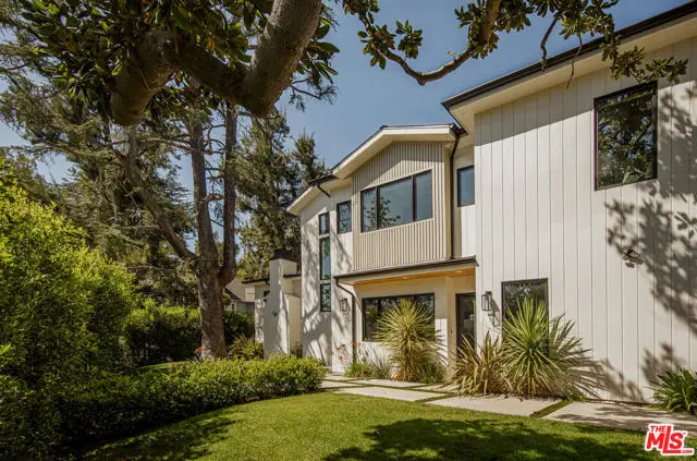 196 S Greenfield Avenue, Los Angeles, CA 90049 - #3