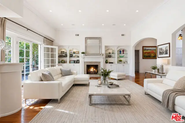 9820 Gloucester Drive, Beverly Hills, CA 90210 - #3