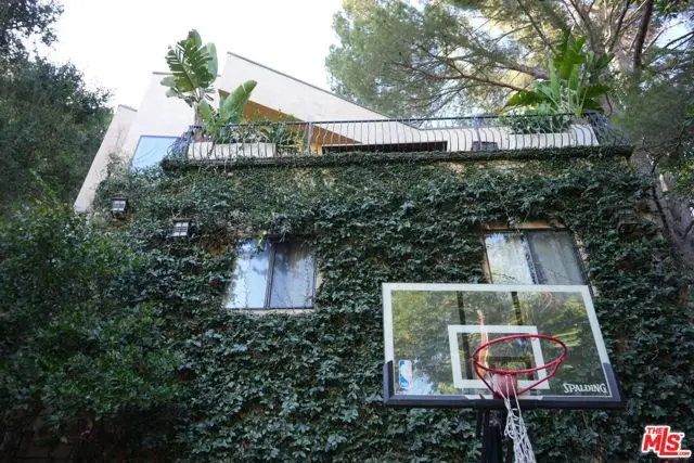 7028 Treasure Trail, Los Angeles, CA 90068 - #3