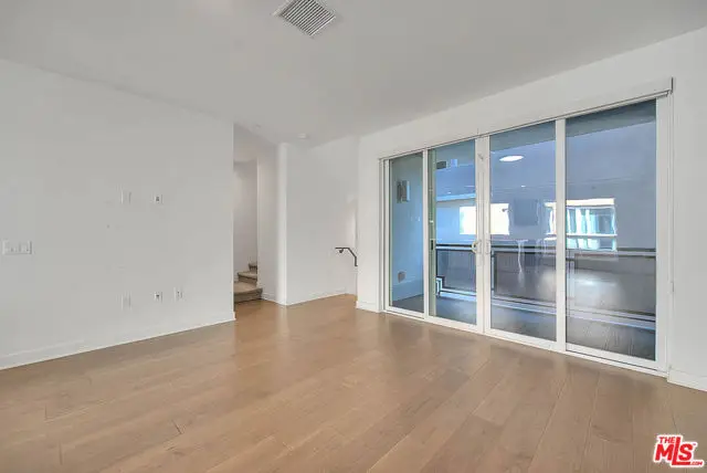 1144 W Alma Lane, Los Angeles, CA 90038 - #3