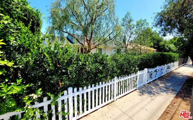 17629 Burbank Boulevard, Encino, CA 91316 - #2