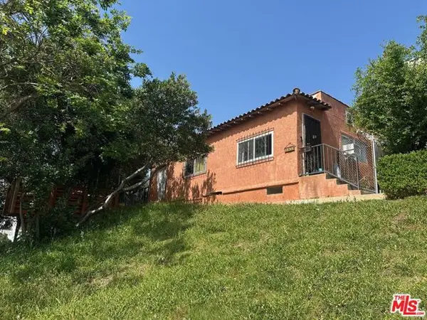 3939 W 28th Street, Los Angeles, CA 90018