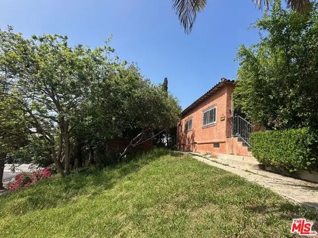 3939 W 28th Street, Los Angeles, CA 90018 - #2