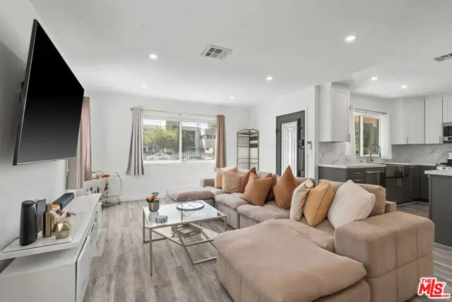 19007 Vanowen Street, Reseda, CA 91335 - #3
