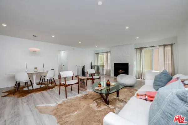 16 Quarterdeck Street #102, Marina Del Rey, CA 90292