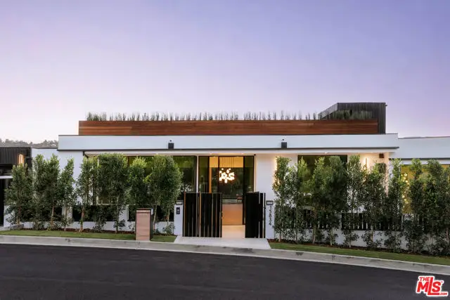 15834 High Knoll Road, Encino, CA 91436 - #1
