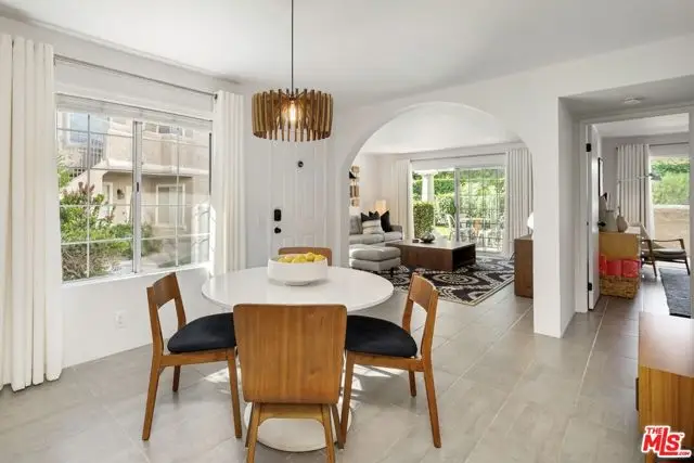 2001 E Camino Parocela #L81, Palm Springs, CA 92264 - #2