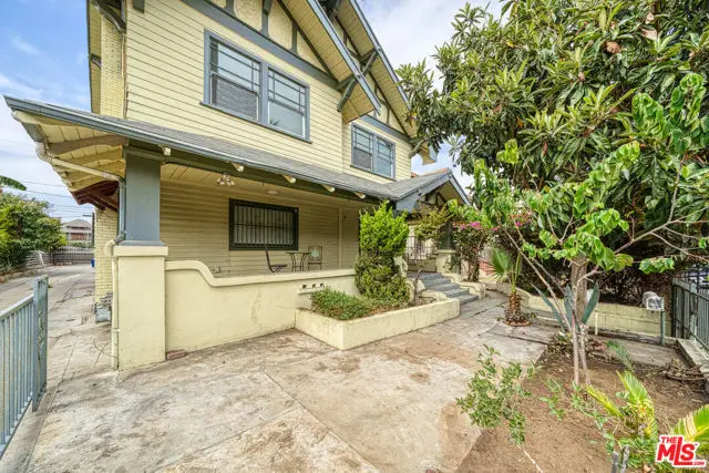 1677 S Harvard Boulevard, Los Angeles, CA 90006 - #2