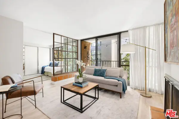 10966 Rochester Avenue #3F, Los Angeles, CA 90024