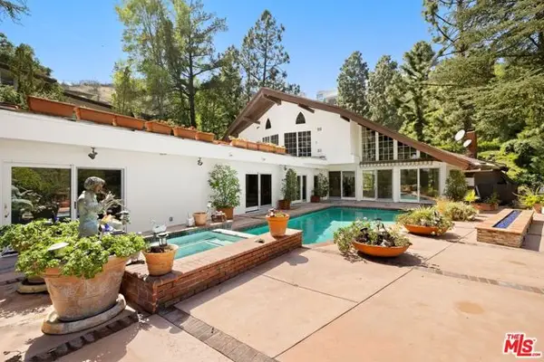 1727 Stone Canyon Road, Los Angeles, CA 90077