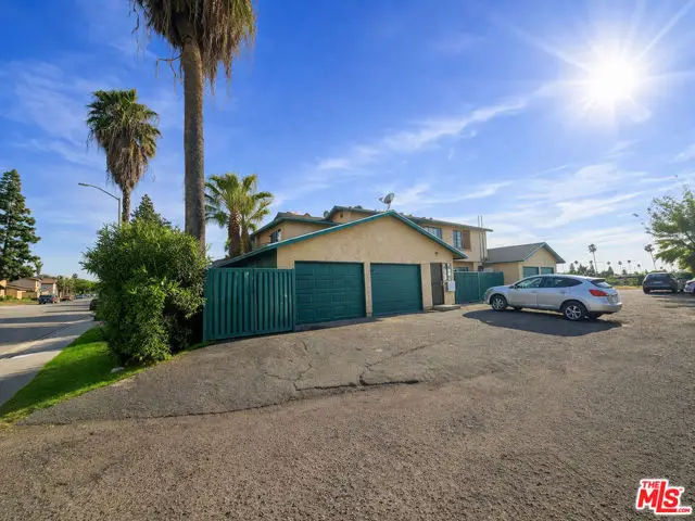4317 Isla Verde Street, Bakersfield, CA 93301 - #1