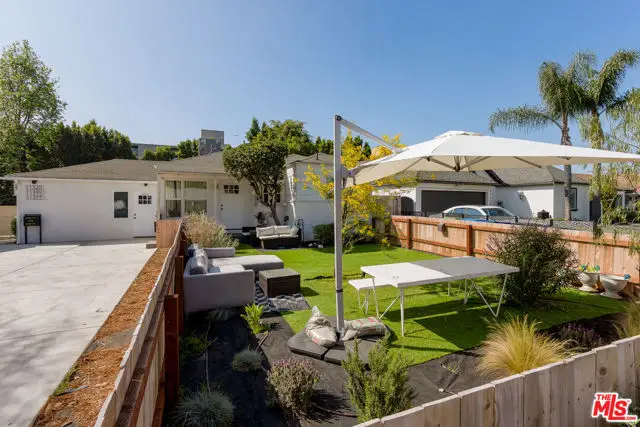 11322 Bessemer Street, North Hollywood, CA 91606 - #3