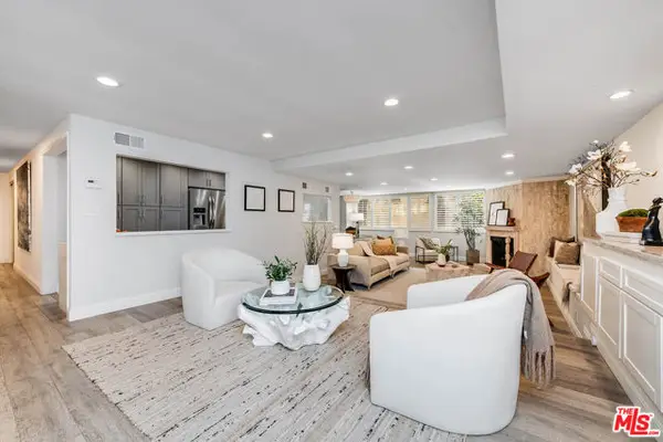 441 N Oakhurst Drive #203, Beverly Hills, CA 90210
