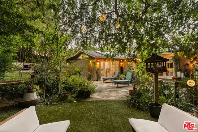 4009 Woodman, Sherman Oaks, CA 91423 - #2
