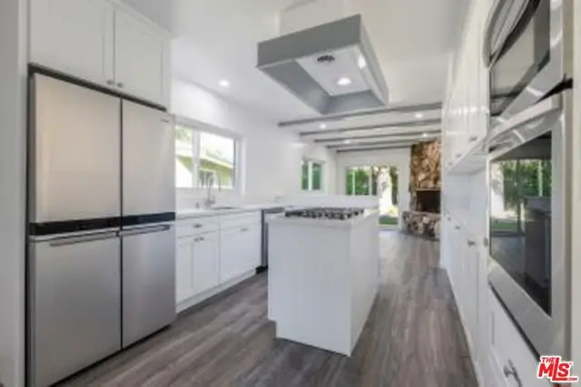 6723 Bianca Avenue, Van Nuys, CA 91406 - #3