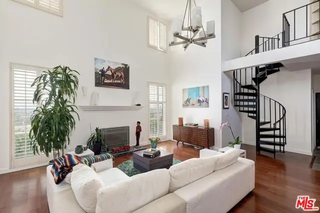 964 Hancock Avenue #302, West Hollywood, CA 90069 - #1