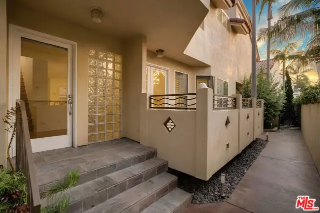 730 S Catalina Avenue #D, Redondo Beach, CA 90277 - #2