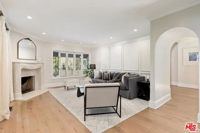 4045 Davana Road, Sherman Oaks, CA 91423 - #2