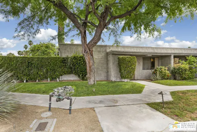 1111 E Ramon Road #13, Palm Springs, CA 92264 - #2