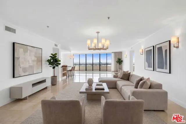 10660 Wilshire Boulevard #701, Los Angeles, CA 90024 - #2