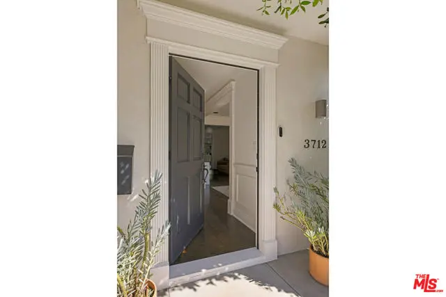 3712 S Muirfield Road, Los Angeles, CA 90016 - #2