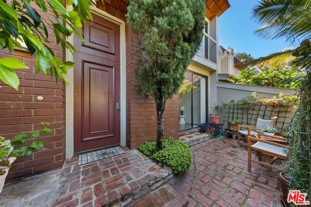 4360 Glencoe Avenue #5, Marina Del Rey, CA 90292 - #3