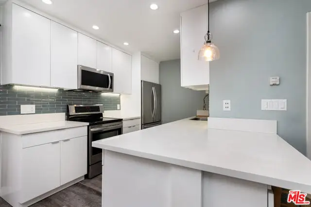 1145 Larrabee Street #6, West Hollywood, CA 90069 - #3