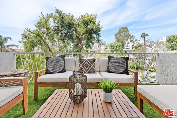 11918 Kiowa Avenue #201, Los Angeles, CA 90049