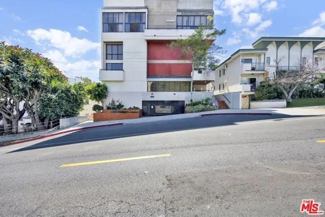1647 Veteran Avenue #E, Los Angeles, CA 90024 - #2