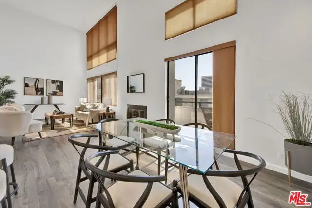 1647 Veteran Avenue #E, Los Angeles, CA 90024 - #3