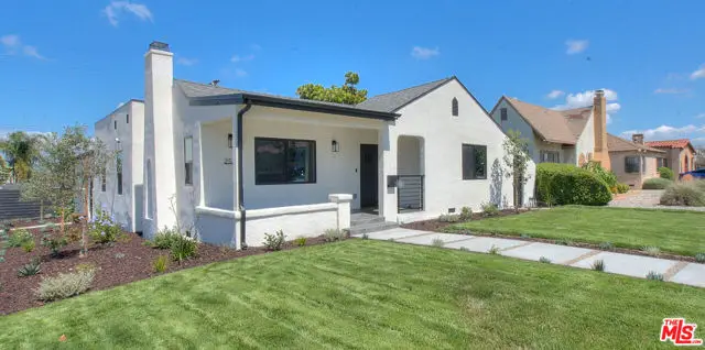 2529 W 73rd Street, Los Angeles, CA 90043 - #2