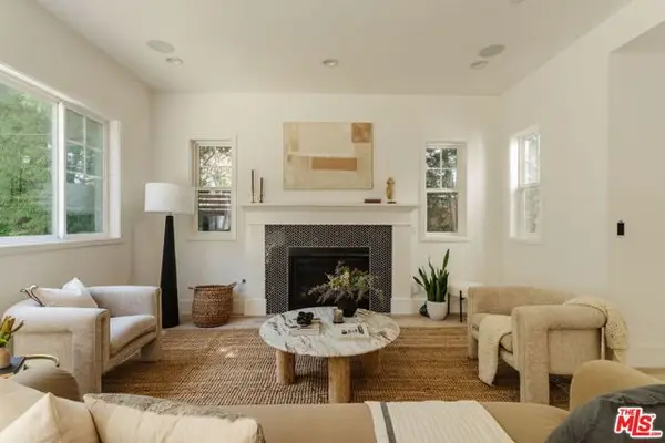 3914 Keeshen Drive, Los Angeles, CA 90066