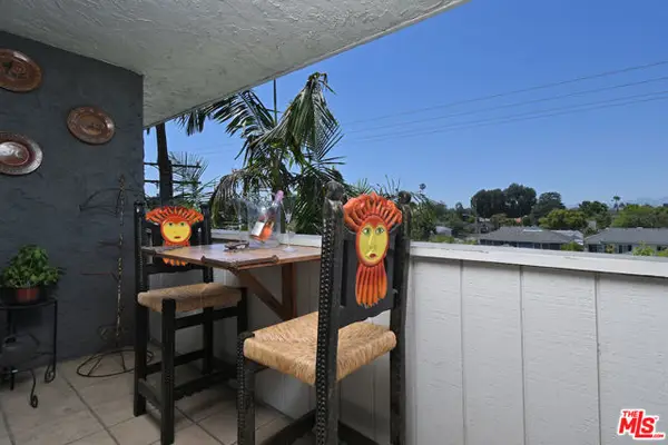 4140 Warner Boulevard #302, Burbank, CA 91505