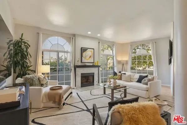 5848 W Olympic Boulevard #102, Los Angeles, CA 90036