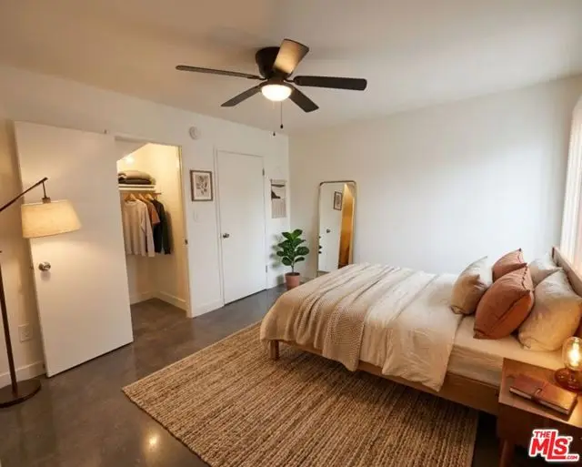 8520 Sunland Boulevard #11, Sun Valley, CA 91352 - #3