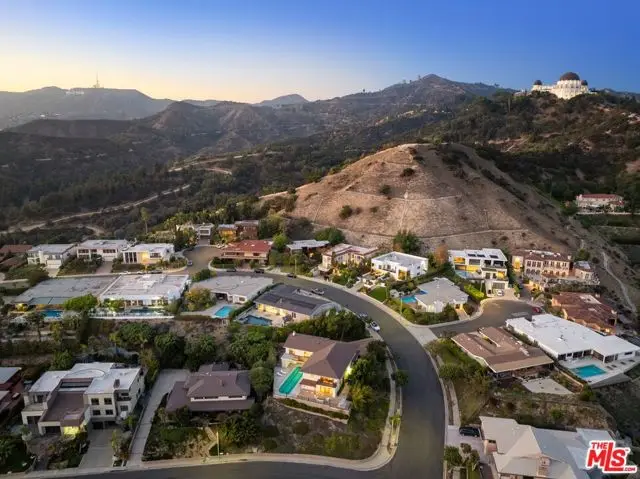 2267 Winona Boulevard, Los Angeles, CA 90027 - #3