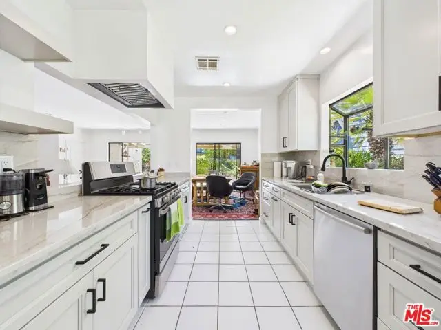 7449 Kentwood Avenue, Los Angeles, CA 90045 - #2