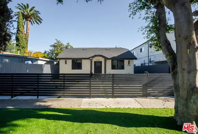 2706 S Cochran Avenue, Los Angeles, CA 90016 - #3