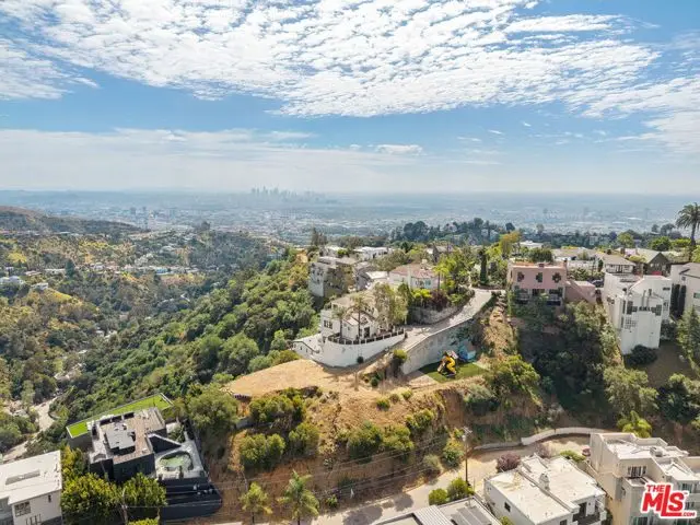 2131 Kew Drive, Los Angeles, CA 90046 - #1
