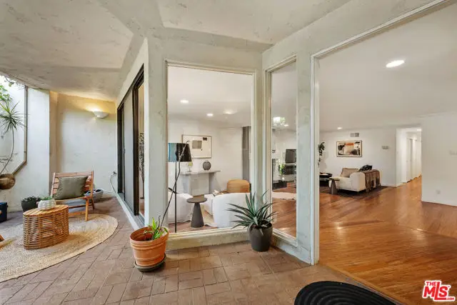 11687 Bellagio Road #3, Los Angeles, CA 90049 - #2