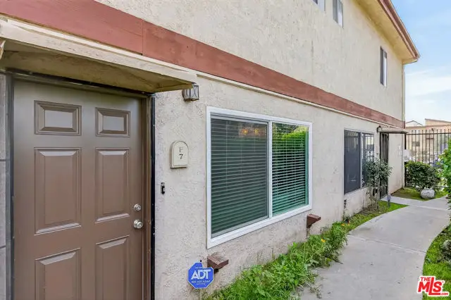 7320 Lennox Avenue #F7, Van Nuys, CA 91405 - #2