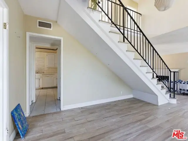 349 Somerset Circle, Thousand Oaks, CA 91360 - #3