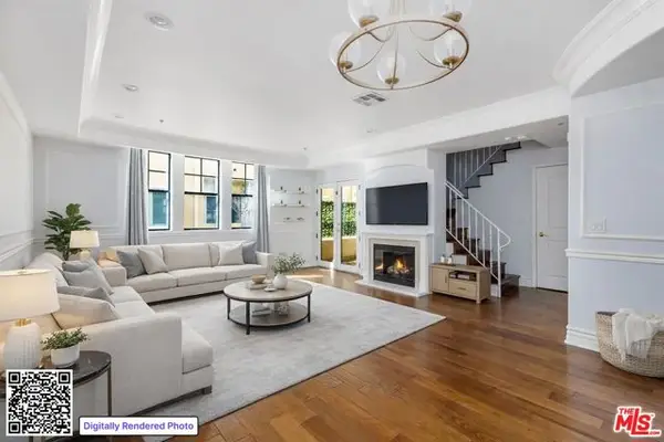 12026 Hoffman Street #302, Studio City (los Angeles), CA 91604