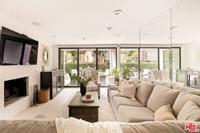 2940 Neilson Way #103, Santa Monica, CA 90405 - #1