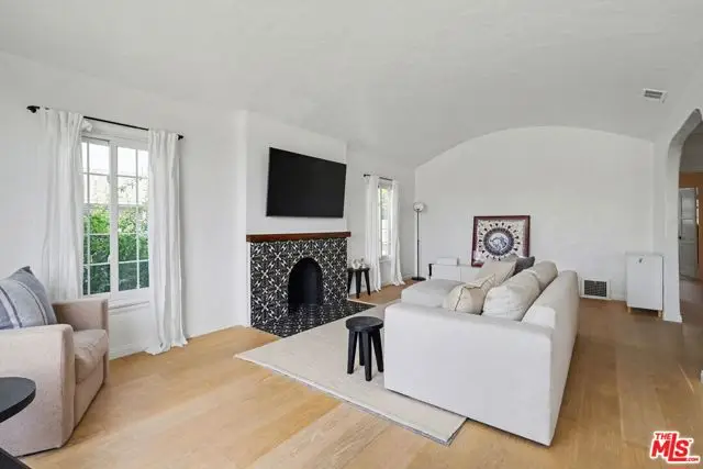 1330 Hauser Boulevard, Los Angeles, CA 90019 - #3