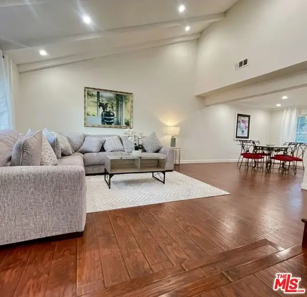 11158 Newcastle Avenue, Granada Hills (los Angeles), CA 91344
