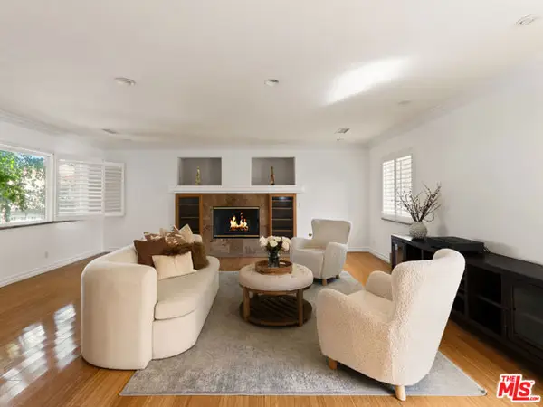 22780 Macfarlane Drive, Woodland Hills (los Angeles), CA 91364